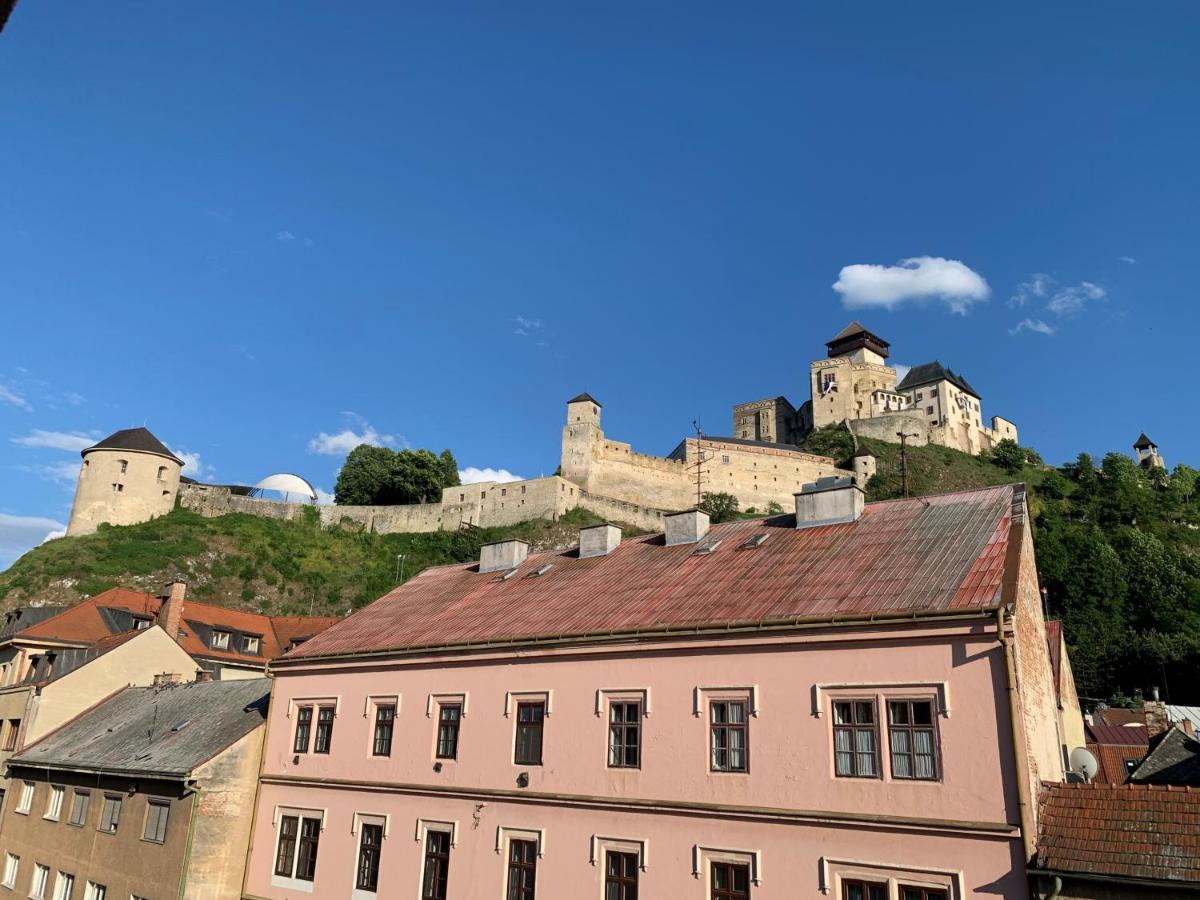 Penzion Deloris Trenčín Esterno foto