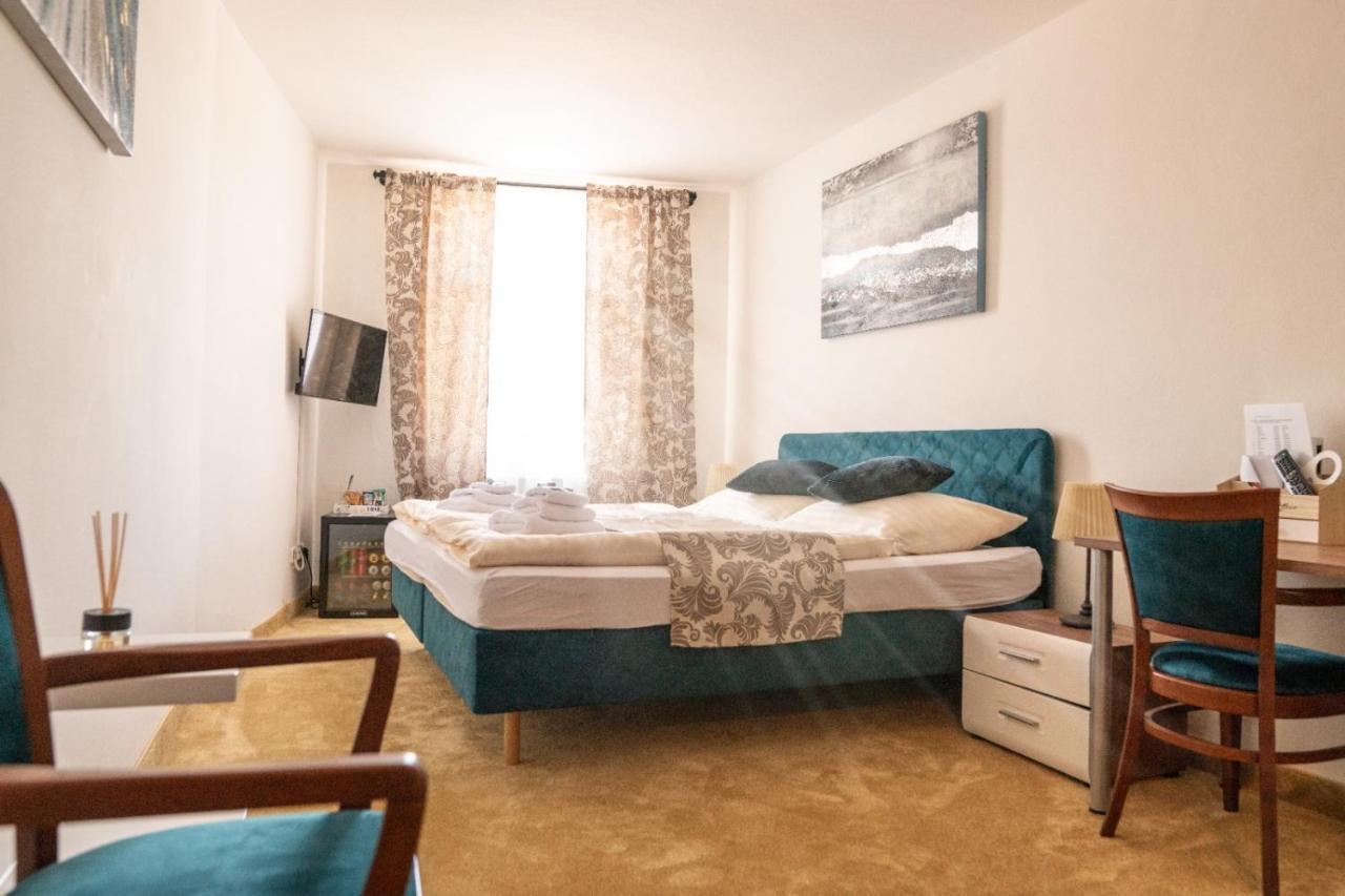 Penzion Deloris Trenčín Esterno foto